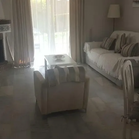 Holiday home Calahonda 2 Bedroom House With Air Con