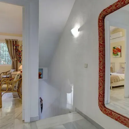 Calahonda 2 Bedroom House With Air Con Holiday home